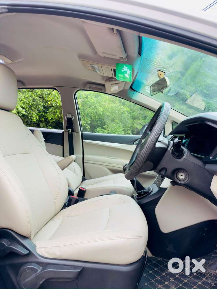 Mahindra Marazzo 1.5 M6 Plus 7 Str, 2020, Diesel