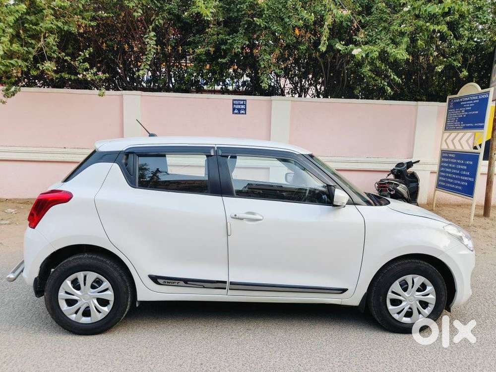 Maruti Suzuki Swift 2018 Amt Vxi, 2020, Petrol