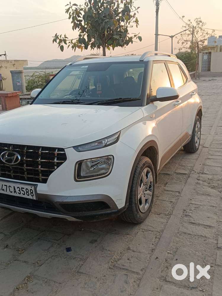 Hyundai Venue 1.2 Kappa Petrol Model