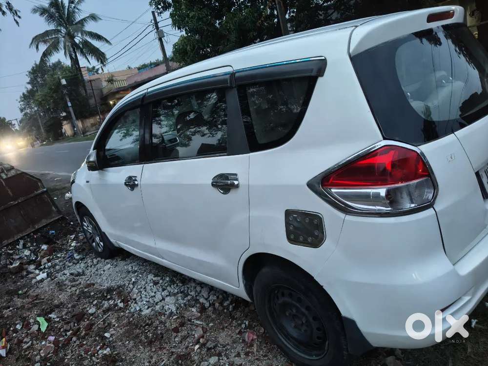 Maruti Suzuki Ertiga Vdi 2013 Edition