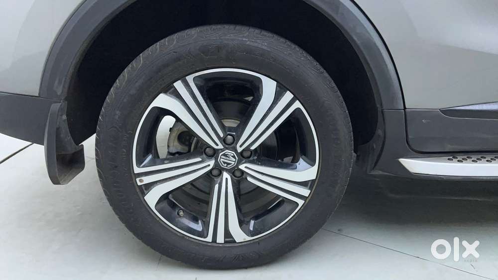 Mg Astor 1.5 Sharp(o) Cvt Ivory, 2024, Petrol