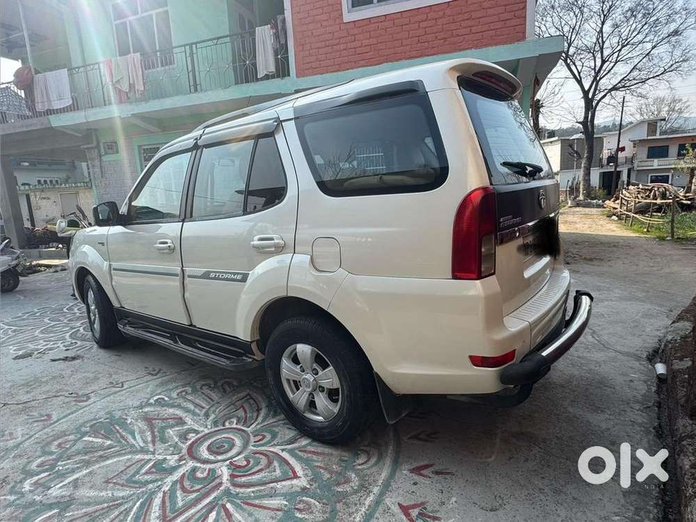 Tata Safari Storme 2017 Diesel Good Condition