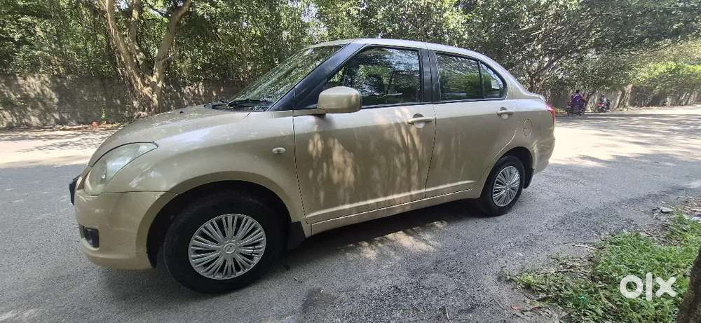 Maruti Suzuki Dzire 1.2 Vxi 2011