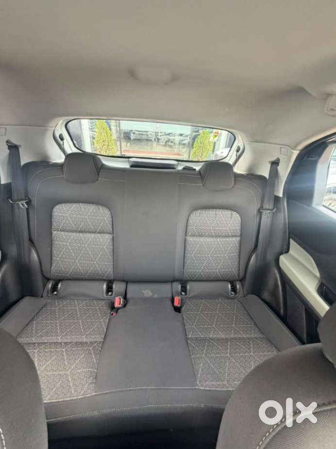 Tata Punch 1.2 Revotron Adventure Rhythm Pack Amt, 2025, Petrol