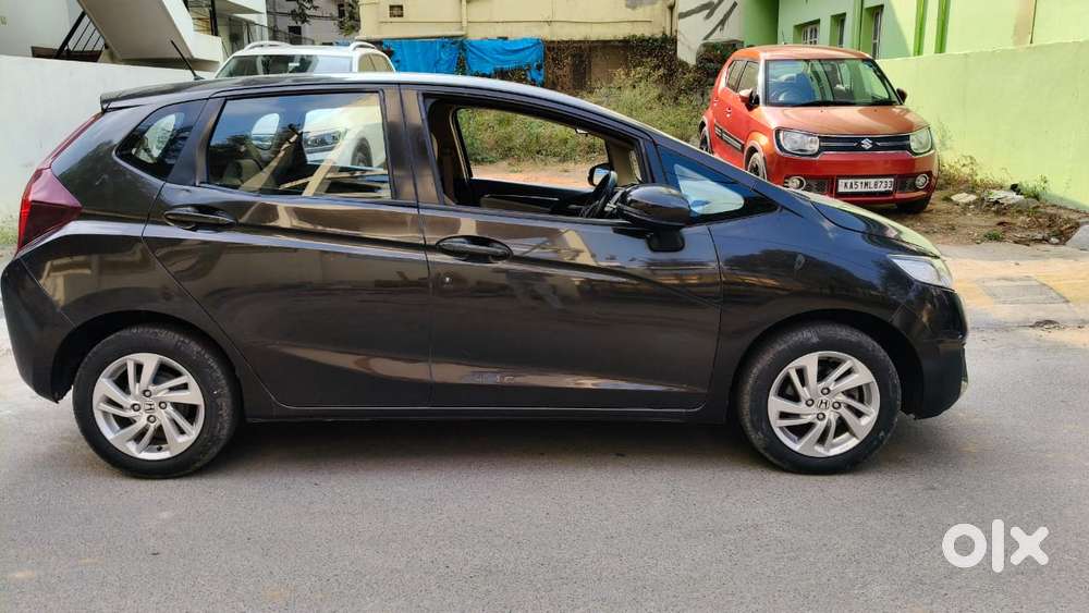 Honda Jazz V Automatic, 2016, Petrol
