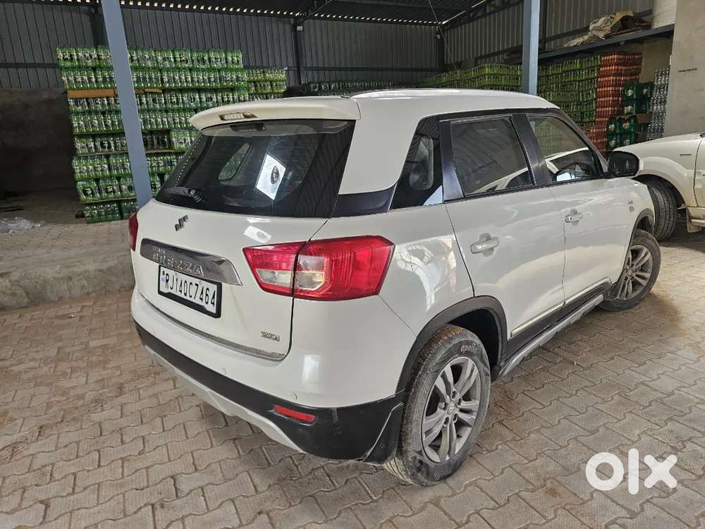 Maruti Suzuki Brezza 2016 Diesel Well Maintained