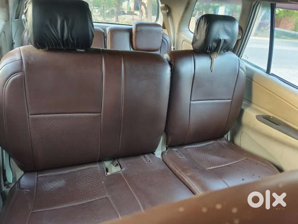 Toyota Innova Diesel 2012 7-seater