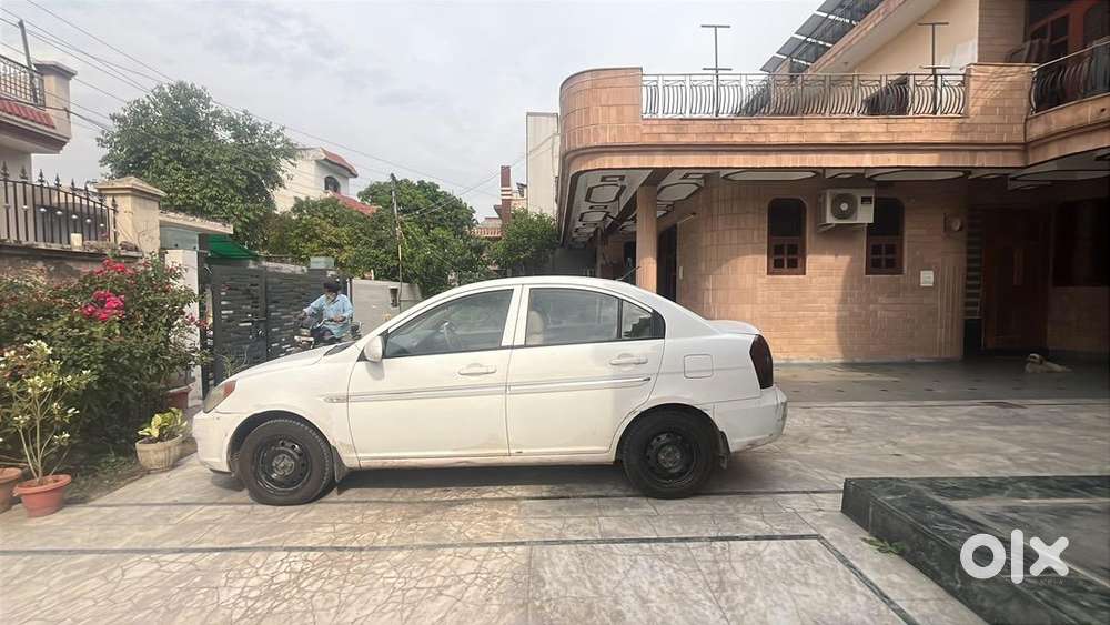 Hyundai Fluidic Verna 2010