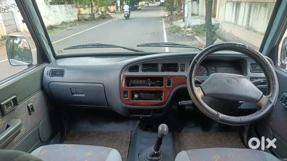 Brand New Toyota Qualis Gst Full Insurance