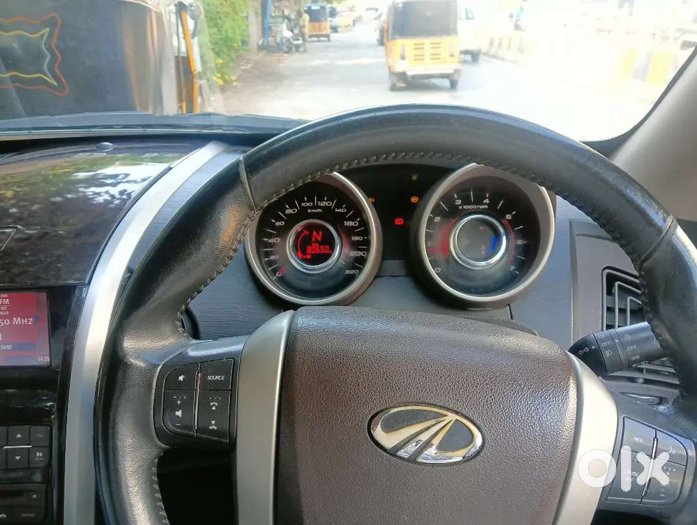 Mahindra Xuv500 2015 Second Owner