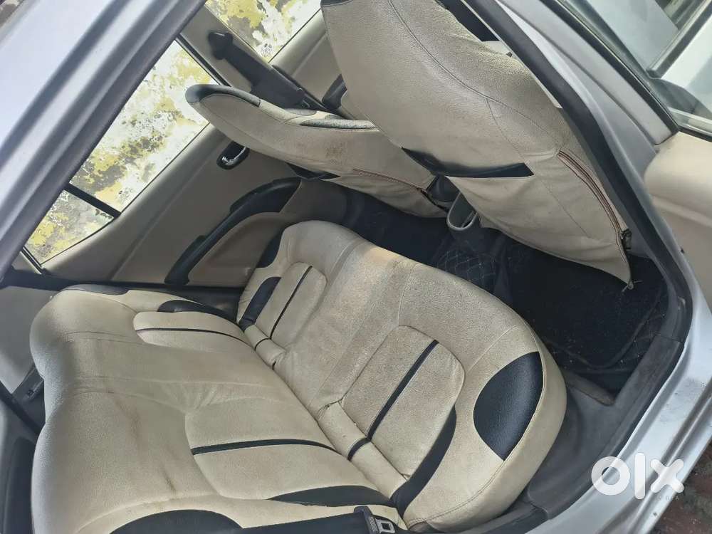 Hyundai I10 Sportz 2012