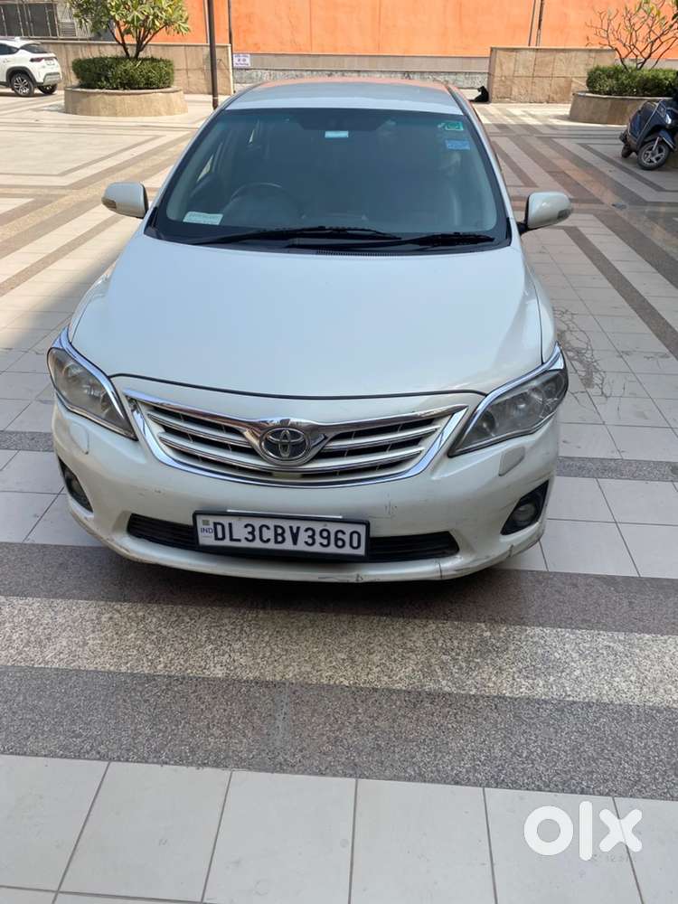 Toyota Corolla Altis 2011