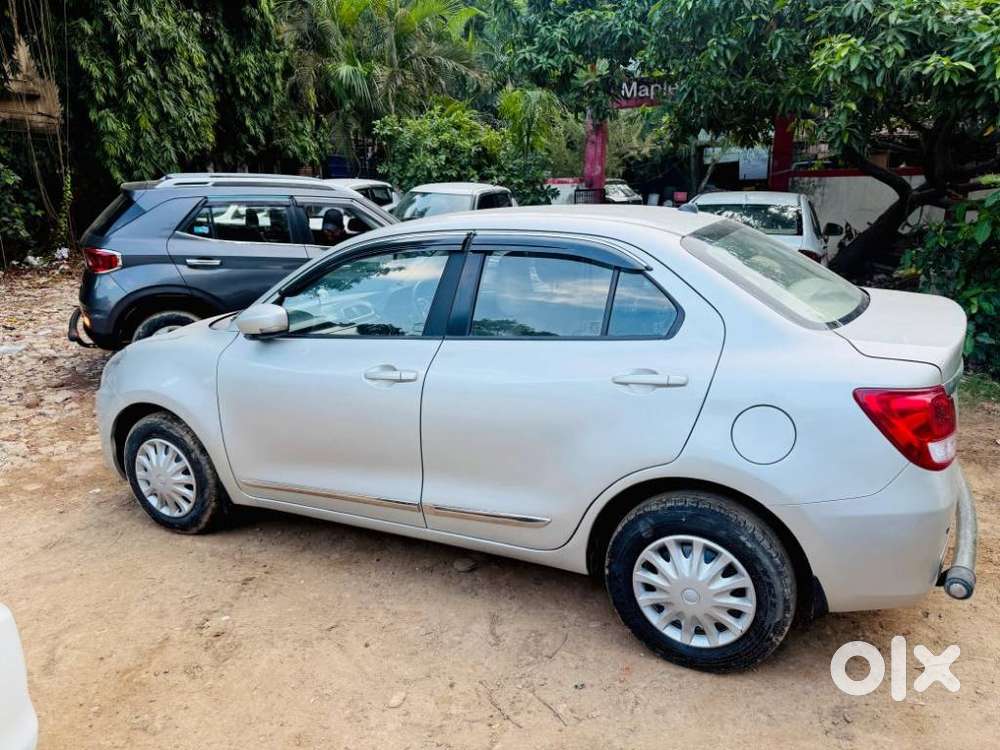 Maruti Suzuki Dzire 1.2 Vxi, 2017, Petrol