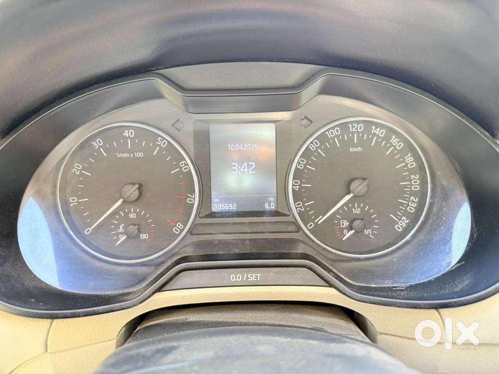 Skoda Octavia 1.8 Tsi Style Plus At, 2016, Petrol