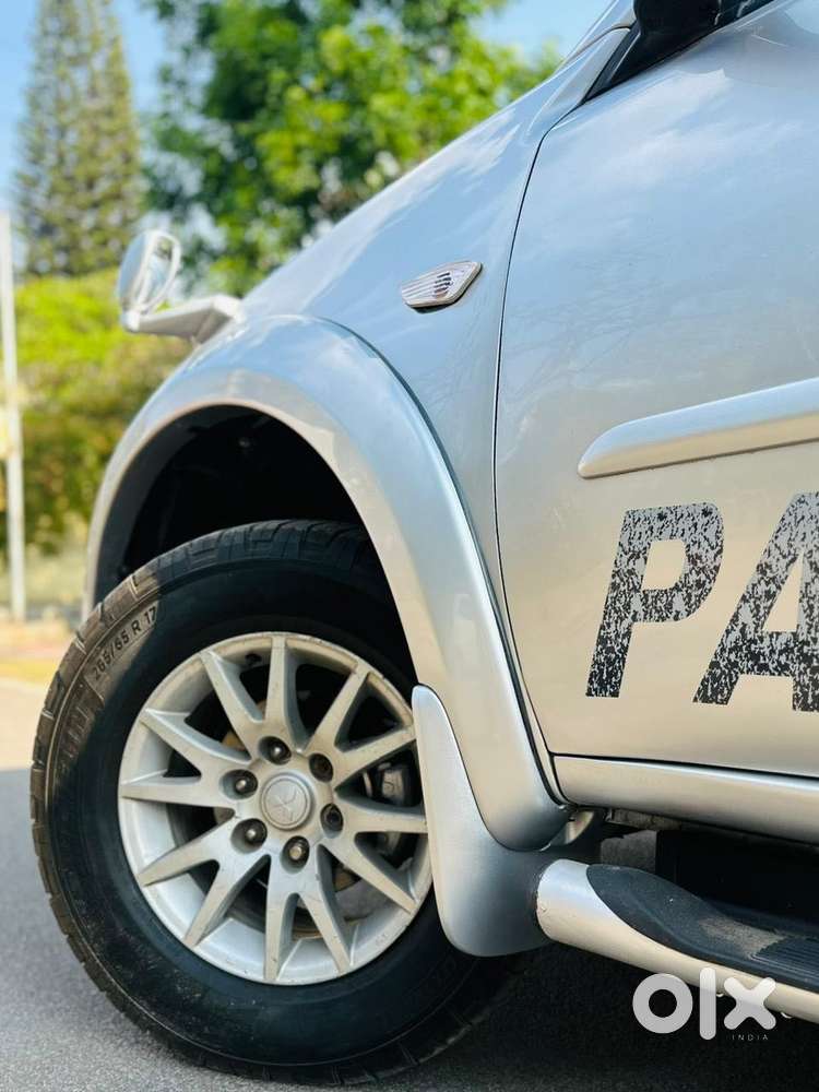 Mitsubishi Pajero Sport 2.5 Manual, 2012, Diesel