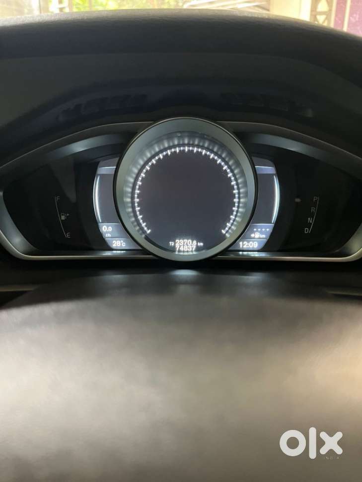 Volvo V40 D3 R Design, 2016, Diesel