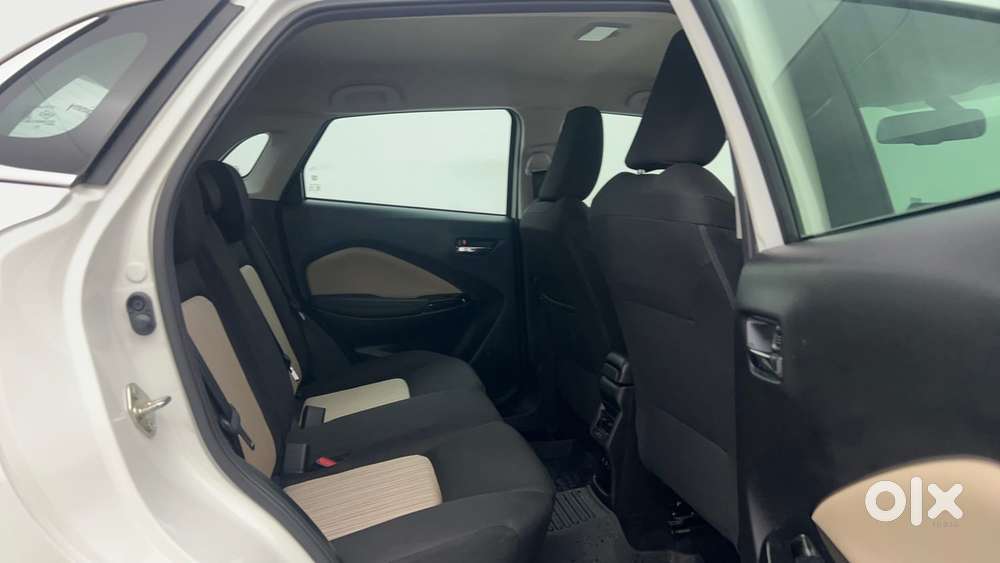 Toyota Glanza 1.2 V Amt, 2024, Petrol