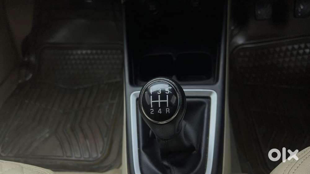 Maruti Suzuki Dzire 1.2 Vxi, 2019, Petrol