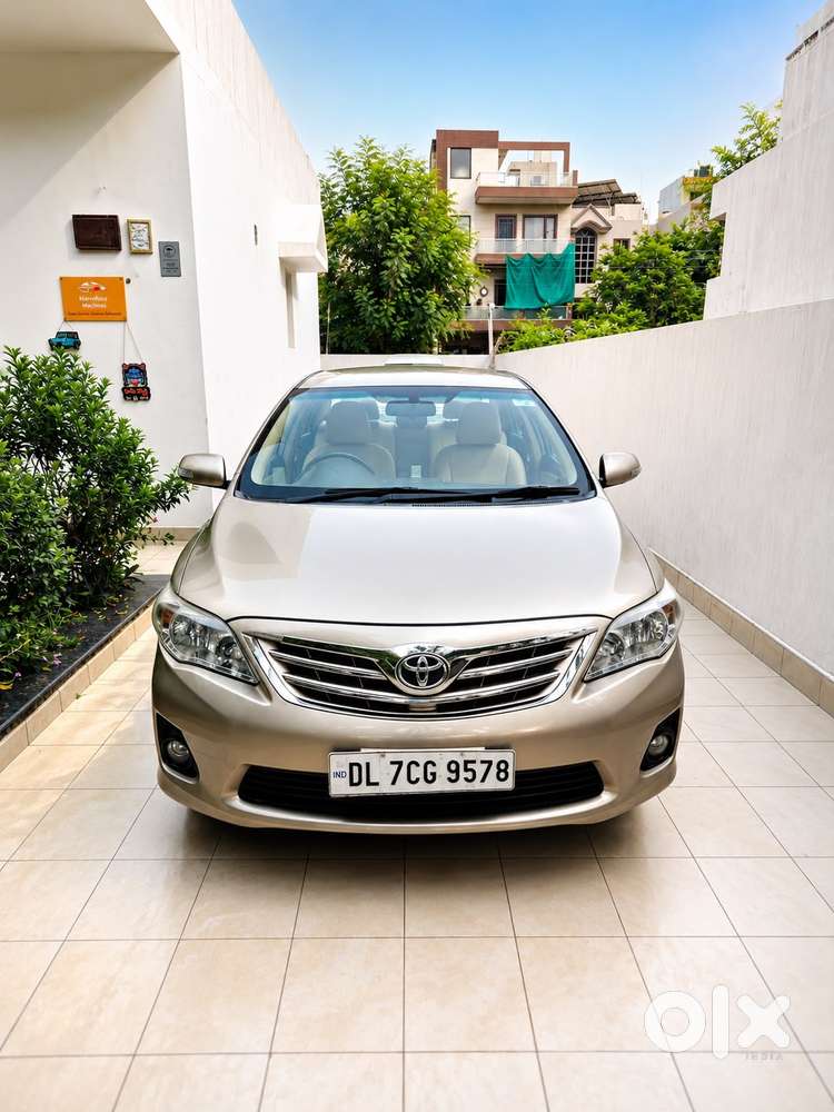 Toyota Corolla Altis [ ] 1.8 Vl At, 2013, Petrol