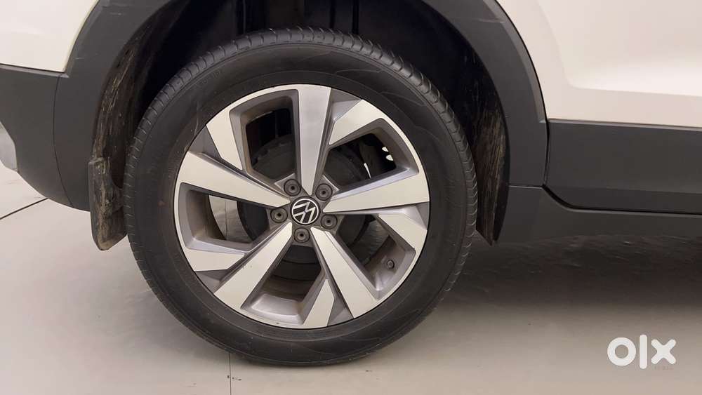 Volkswagen Taigun Topline 1.0 Tsi At (electric Seats), 2023, Petrol