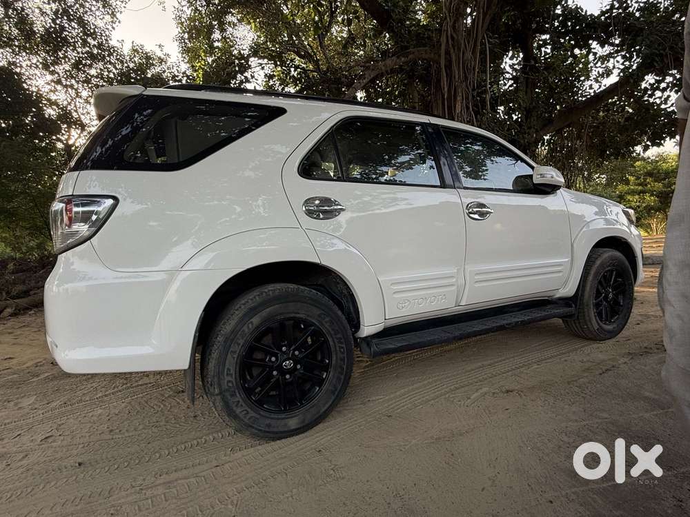 Toyota Fortuner 2011-2016 4x2 Manual, 2014, Diesel
