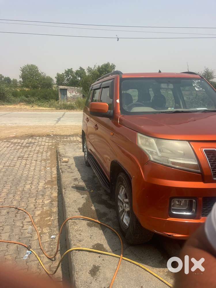 Mahindra Tuv 300 2015 Diesel Good Condition