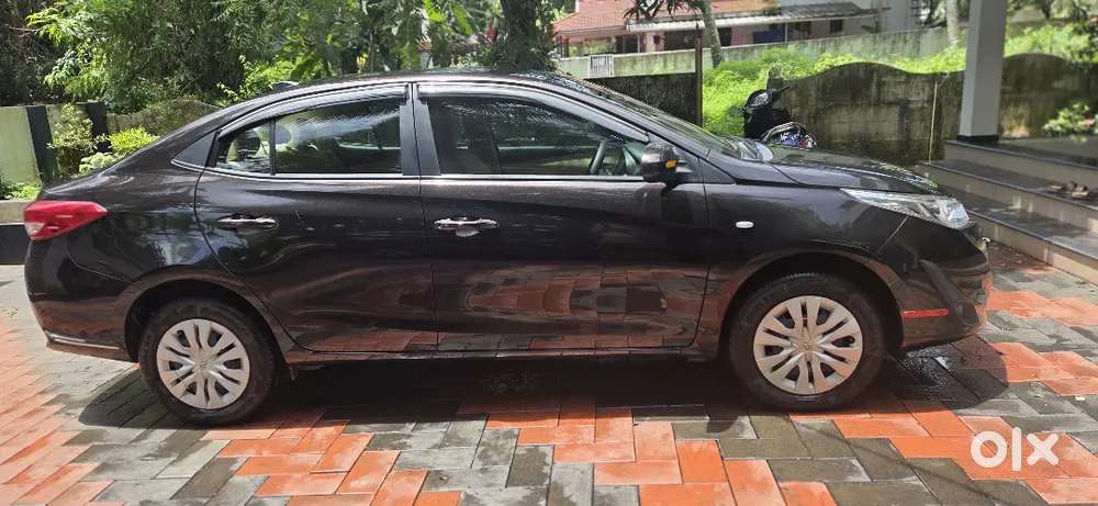 Toyota Yaris 1.5 Ativ 2021