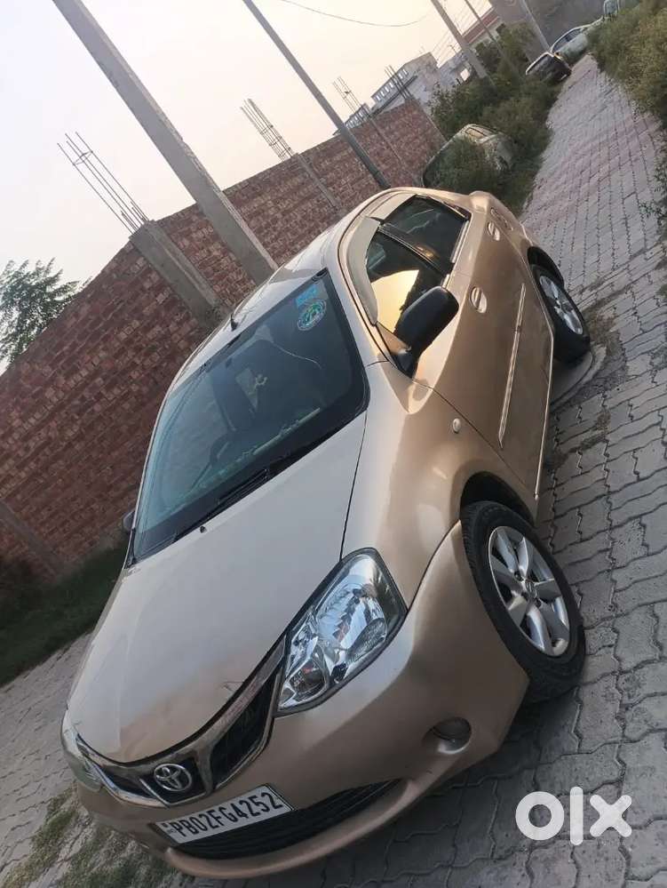 Toyota Etios G Exclusive 2011 Petrol Manual