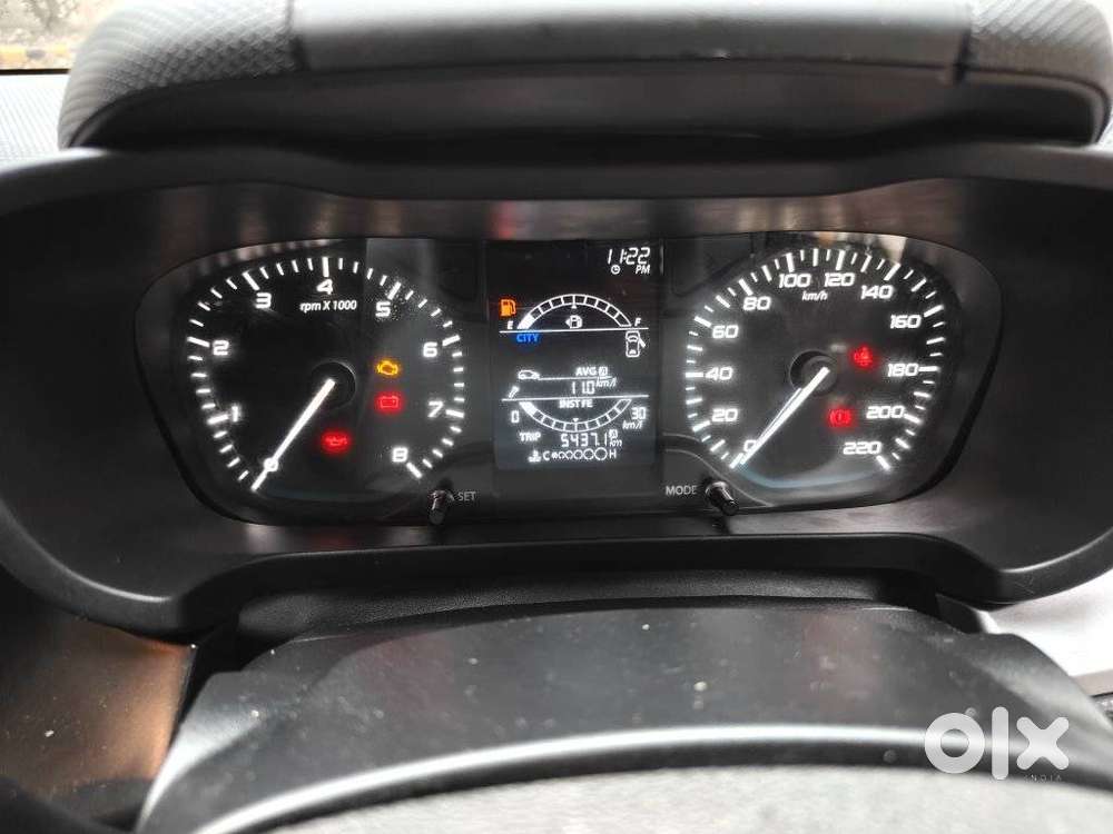 Tata Altroz 1.2 Xe, 2023, Petrol