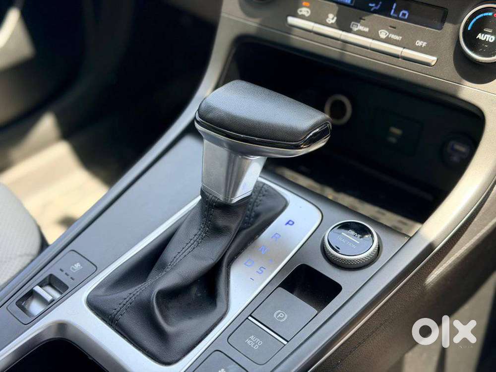 Hyundai Creta 1.6 Sx (o), 2022, Petrol