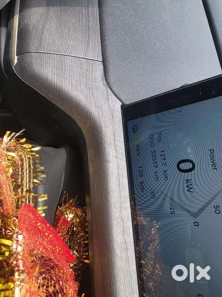 Mg Windsor Ev Essence 2025