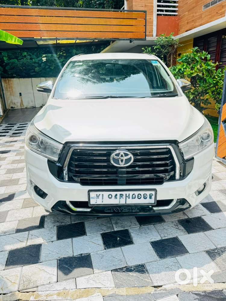 Toyota Innova Crysta 2017