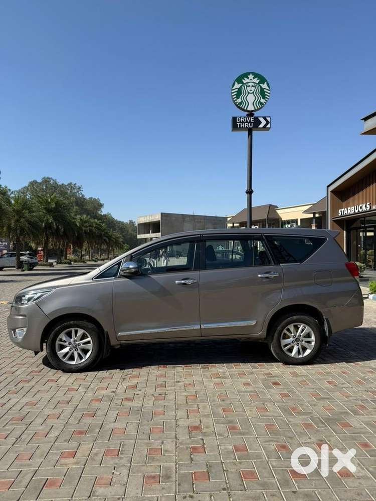 Toyota Innova Crysta 2018