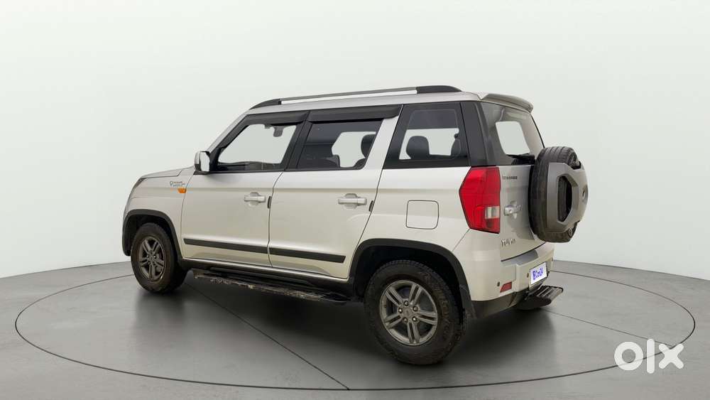 Mahindra Tuv 300 T10, 2019, Diesel
