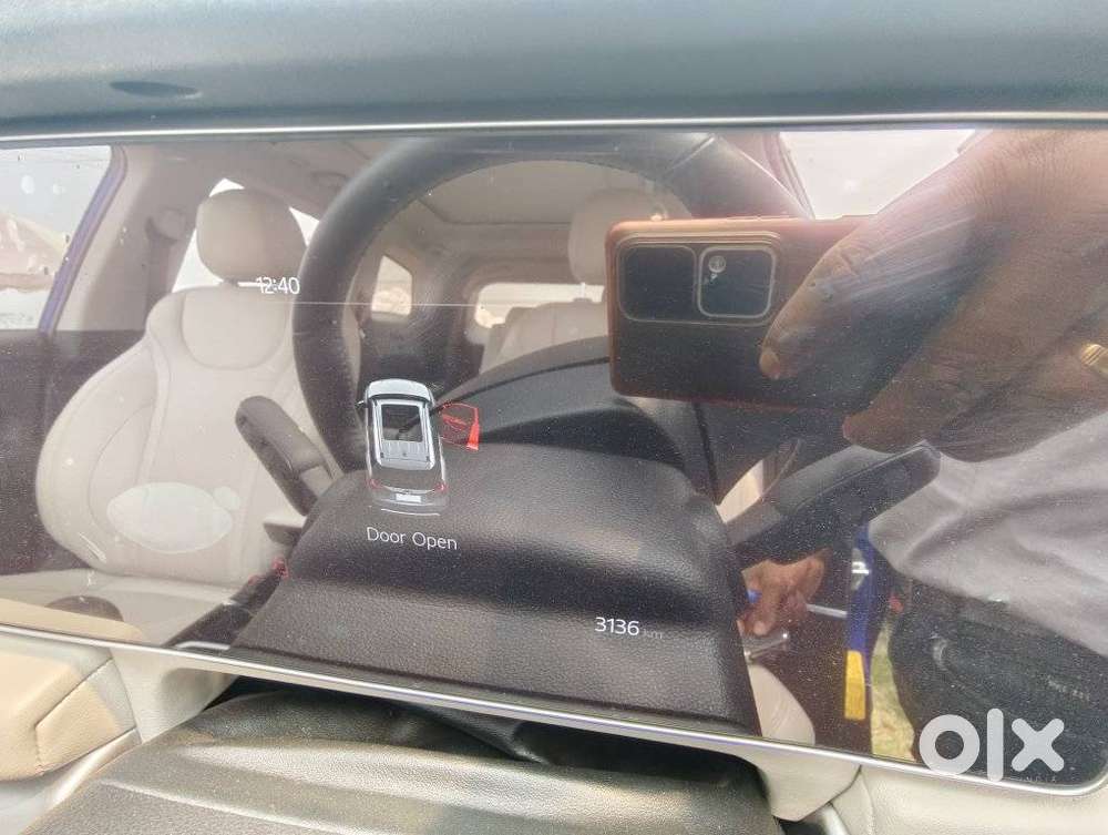 Mahindra Xuv700 2.0 Ax 7 Petrol At Luxury Pack Str, 2025