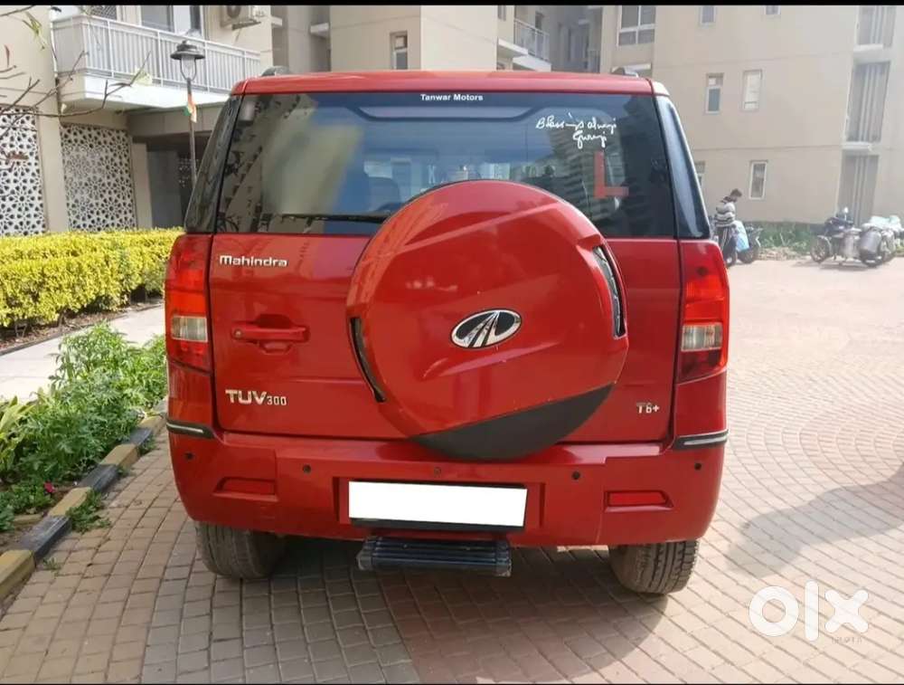 7 Seater Mahindra Diesel Tuv 300