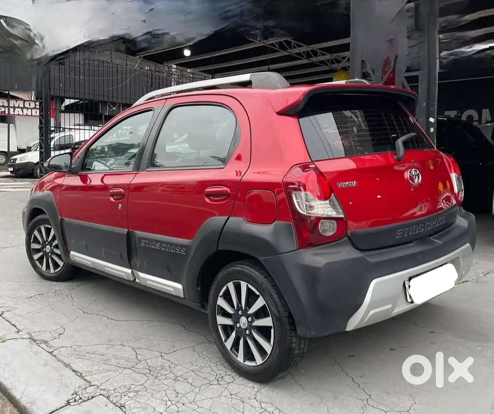 Toyota Etios Cross 2014
