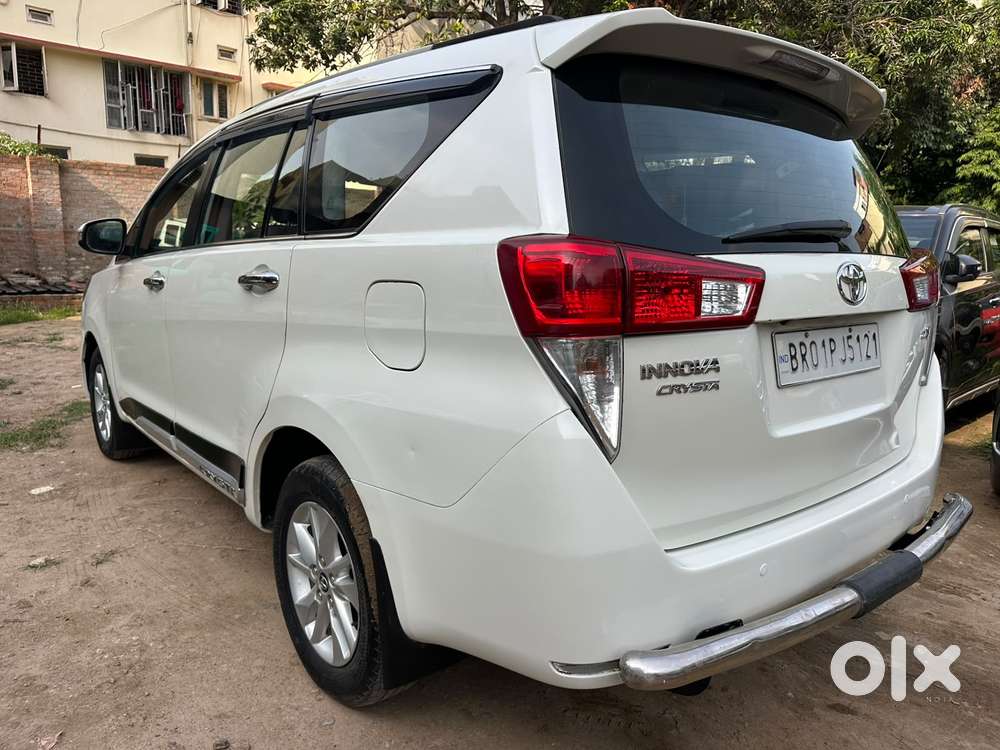 Toyota Innova Crysta 2.4 V 7 Str, 2018, Petrol
