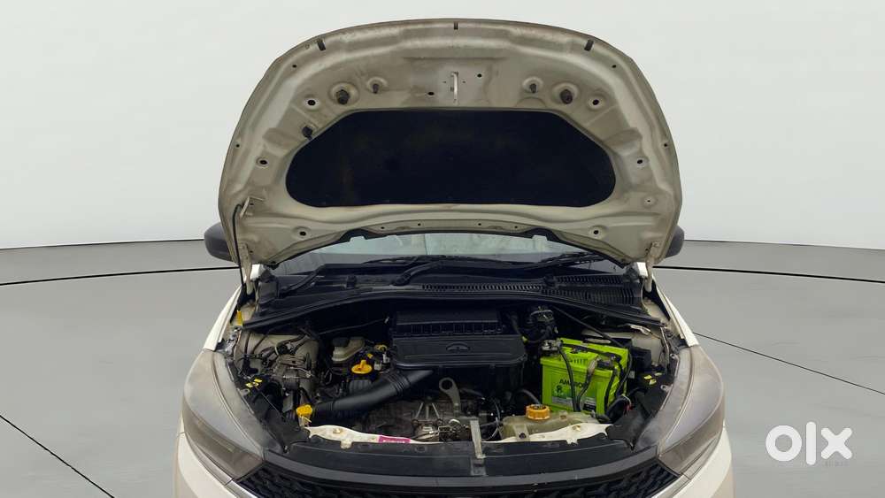 Tata Tiago Xe, 2020, Petrol
