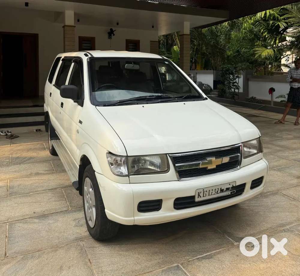 Chevrolet Tavera Neo 2011 Diesel Well Maintained