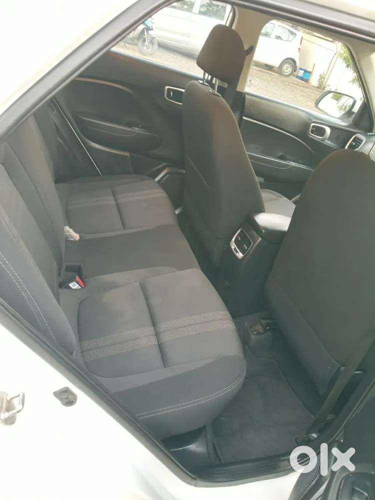 Hyundai Venue S 1.2 Petrol, 2021, Petrol
