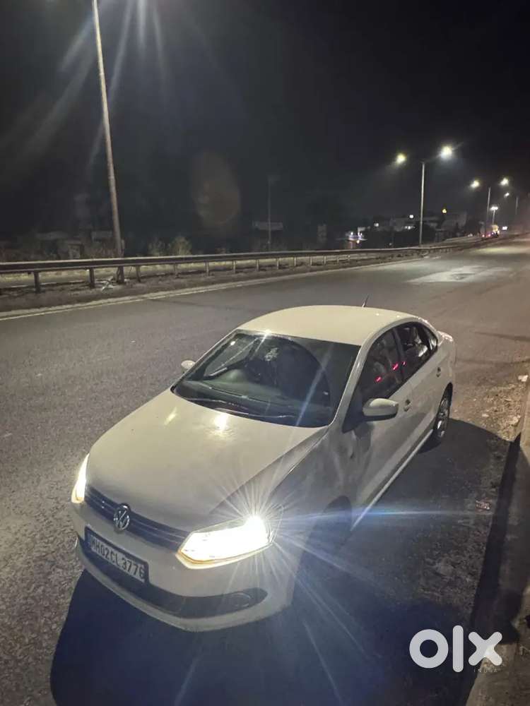 Volkswagen Vento Highline 2012