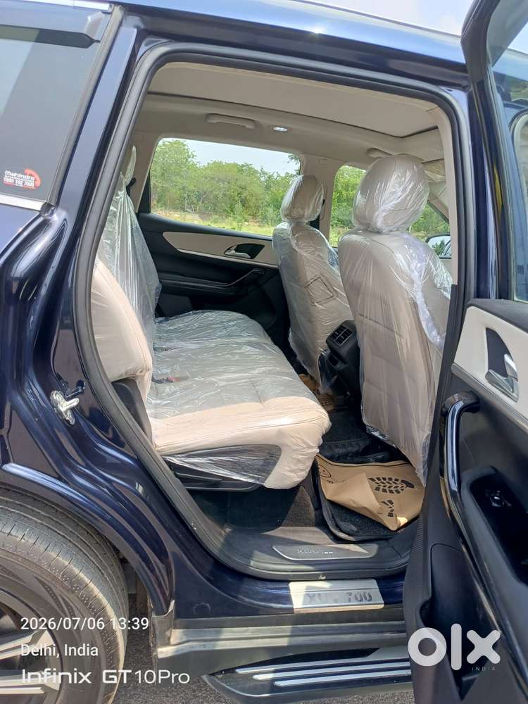 Mahindra Xuv700 2.2 Ax 7 Diesel At Luxury Pack Str, 2024, Diesel
