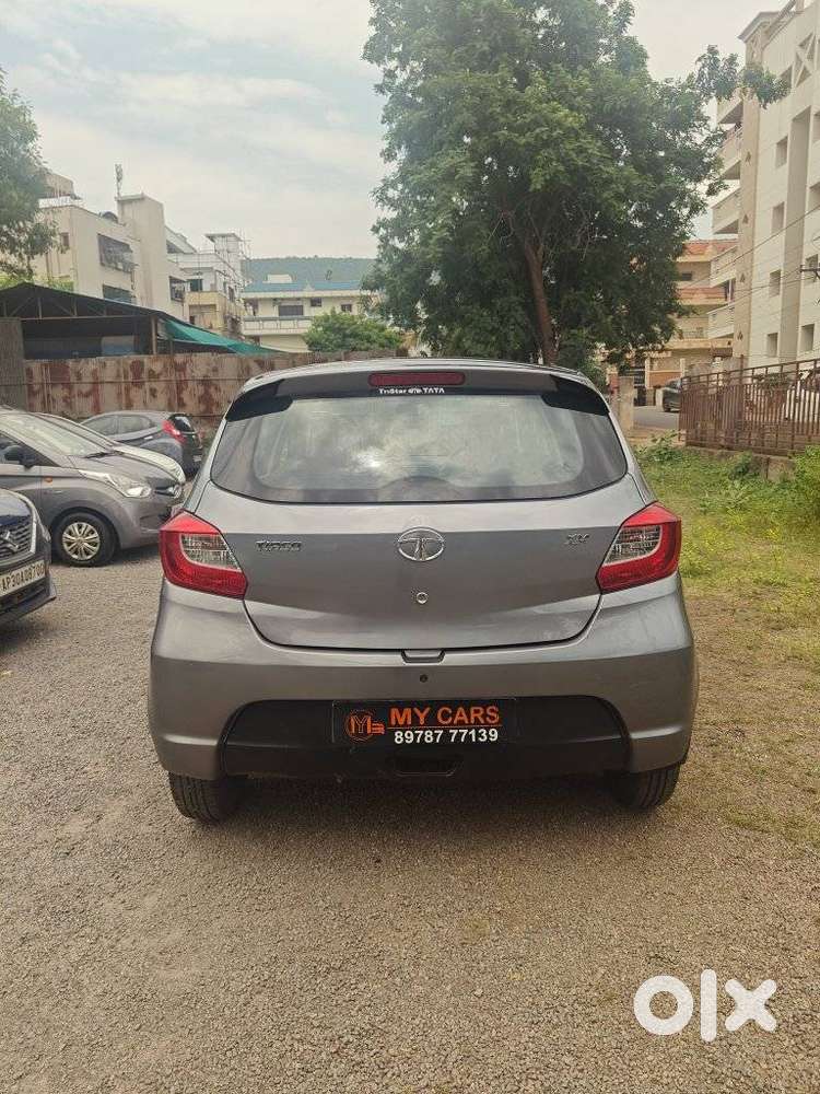 Tata Tiago 1.2 Revotron Xm, 2018, Petrol
