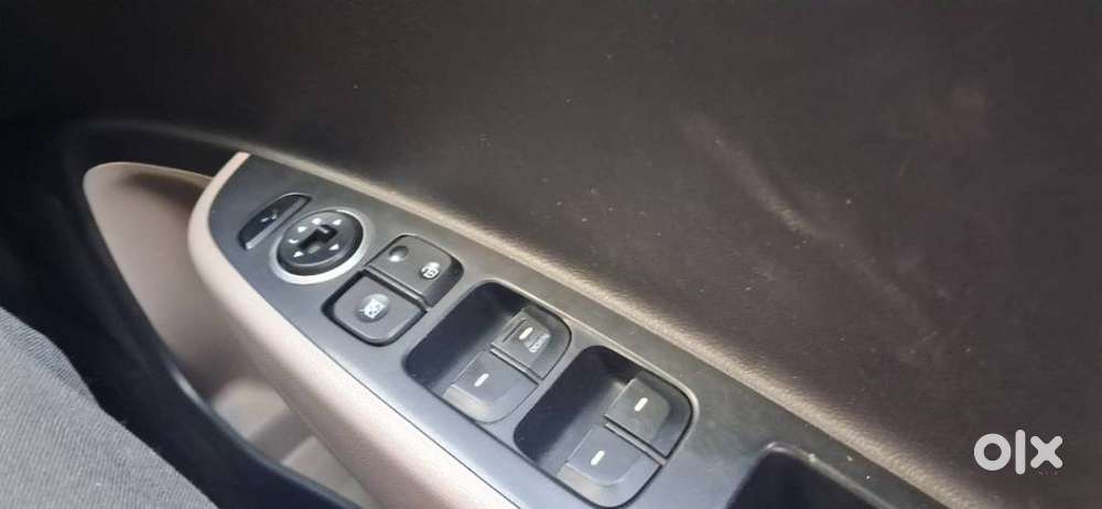 Hyundai Xcent, 2015, Petrol
