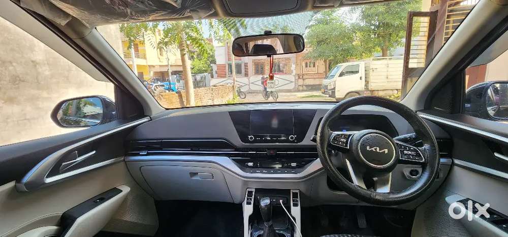 Kia Carens 2022 Diesel 60000 Km Driven