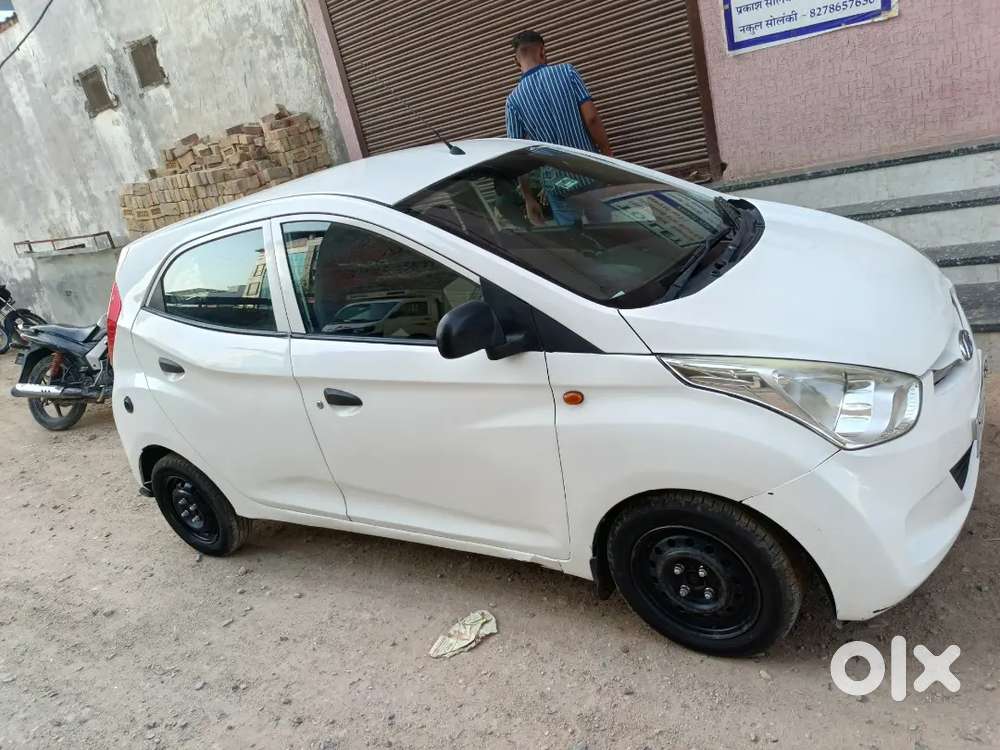 Hyundai Eon 2015 Lpg 98000 Km Driven