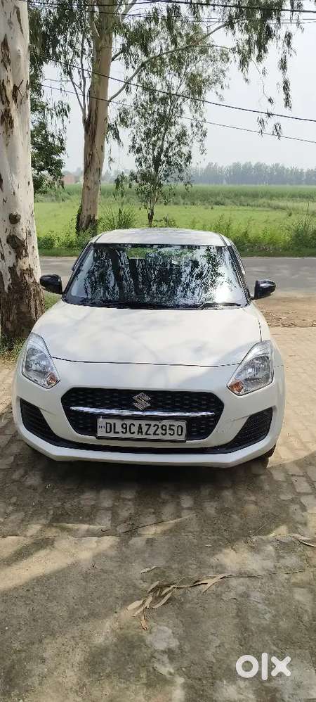 Maruti Suzuki Swift 2022 Petrol Manual Second