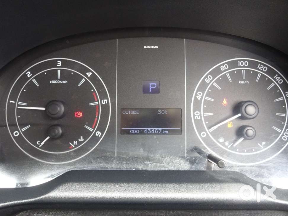 Toyota Innova Crysta 2.8 Gx At 8s, 2019, Diesel