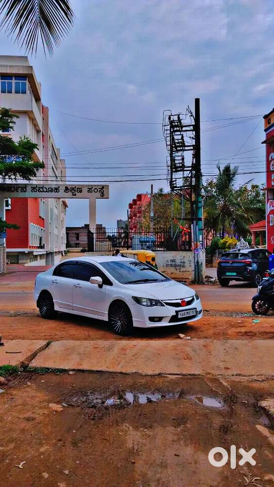 Honda Civic 2012 Showroom Record